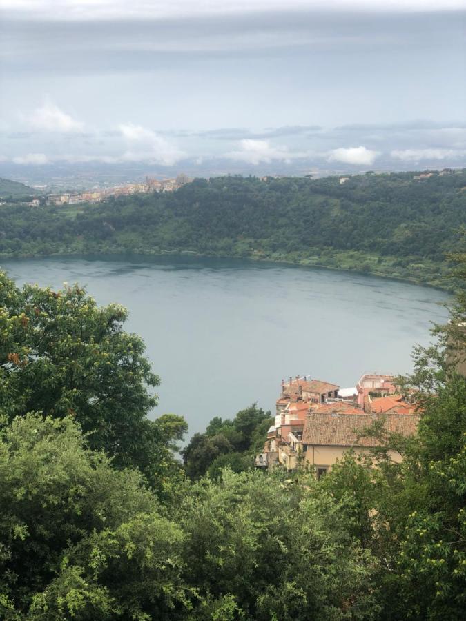 Isola Sul Lago Nemi Eksteriør bilde
