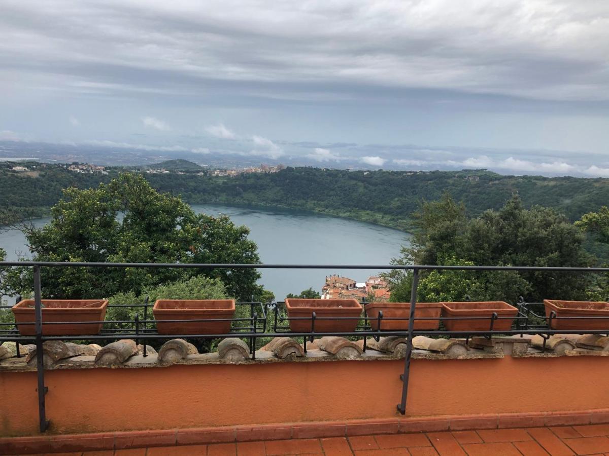 Isola Sul Lago Nemi Eksteriør bilde